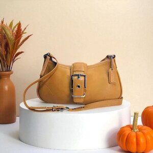 COACH Vintage Hampton Buckle Flap Bag Crossbody in brown/tan